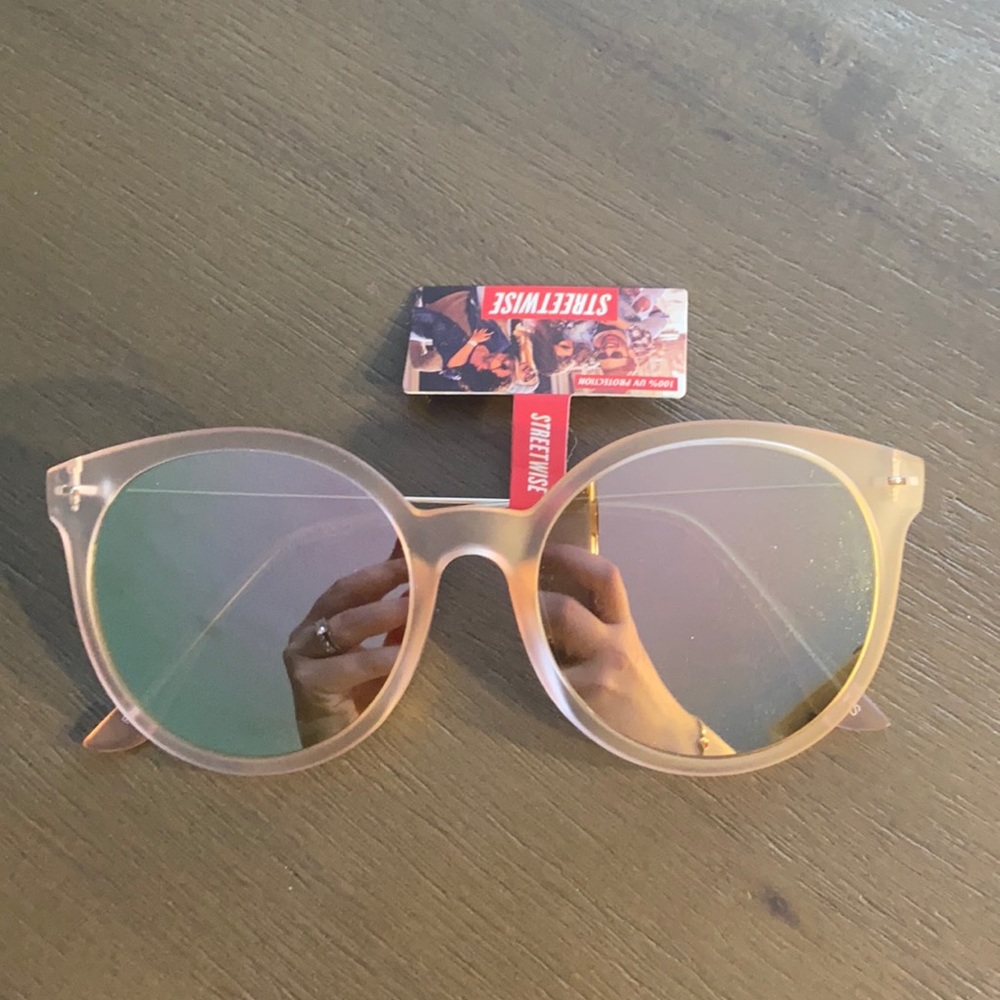 Sun glasses